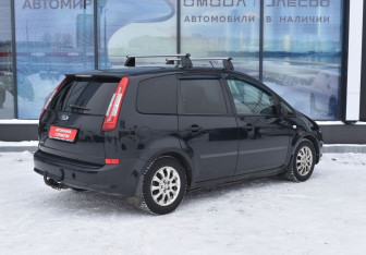Подержанный автомобиль Ford C-MAX 2007 года (5 фото)
