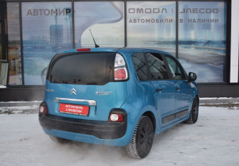 Подержанный автомобиль Citroen C3 Picasso 2010 года (5 фото)