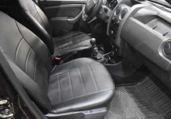 Подержанный автомобиль Renault Duster 2019 года (10 фото)