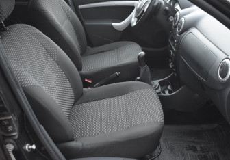 Подержанный автомобиль LADA (ВАЗ) Largus Wagon 2015 года (10 фото)