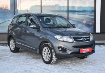 Подержанный автомобиль Chery Tiggo 5 2015 года (3 фото)