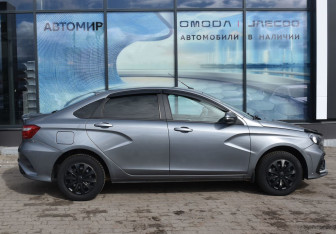 Подержанный автомобиль LADA (ВАЗ) Vesta Sedan 2019 года (4 фото)