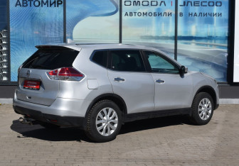 Подержанный автомобиль Nissan X-Trail 2018 года (5 фото)