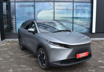 Подержанный автомобиль Omoda C7 2025 года (3 фото)