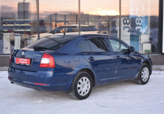 Подержанный автомобиль Skoda Octavia Liftback 2008 года (5 фото)