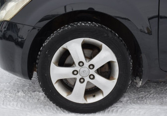 Подержанный автомобиль Kia Ceed Hatchback 2008 года (9 фото)