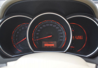 Подержанный автомобиль Nissan Murano Suv 2012 года (16 фото)