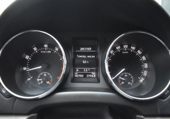 Подержанный автомобиль Skoda Yeti 2015 года (13 фото)