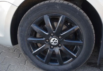 Подержанный автомобиль Volkswagen Jetta Sedan 2011 года (9 фото)