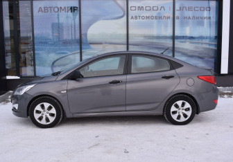 Подержанный автомобиль Hyundai Solaris Sedan 2016 года (8 фото)