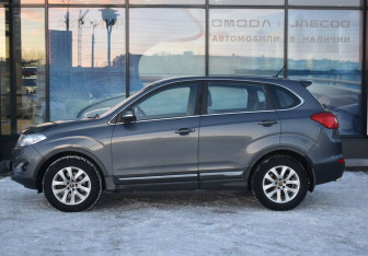Подержанный автомобиль Chery Tiggo 5 2015 года (8 фото)