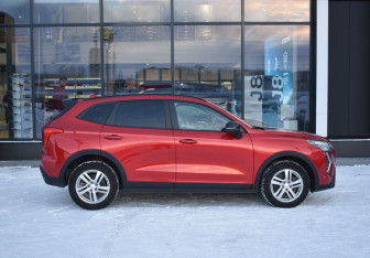 Подержанный автомобиль Haval Jolion 2024 года (4 фото)