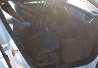 Подержанный автомобиль Skoda Octavia Liftback 2016 года (10 фото)