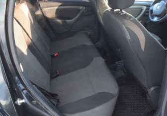 Подержанный автомобиль Renault Duster 2018 года (11 фото)