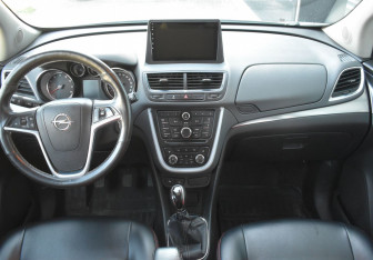 Подержанный автомобиль Opel Mokka 2013 года (12 фото)