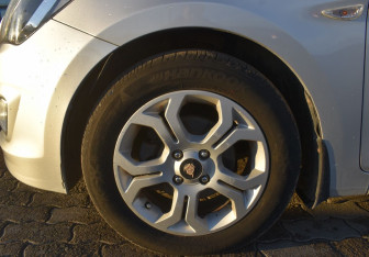 Подержанный автомобиль Hyundai Solaris Sedan 2015 года (9 фото)