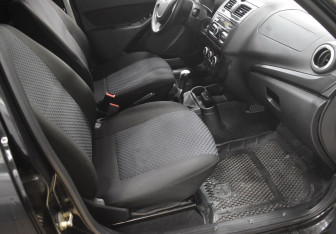 Подержанный автомобиль LADA (ВАЗ) Granta Sedan 2017 года (10 фото)