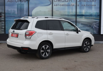 Подержанный автомобиль Subaru Forester Suv 2018 года (5 фото)