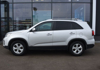 Подержанный автомобиль Kia Sorento 2020 года (8 фото)