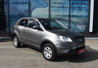 Подержанный автомобиль SsangYong Actyon 2012 года (3 фото)