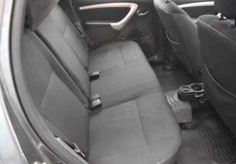 Подержанный автомобиль Nissan Terrano 2016 года (11 фото)