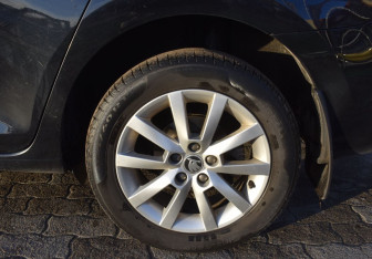 Подержанный автомобиль Skoda Rapid Liftback 2022 года (9 фото)