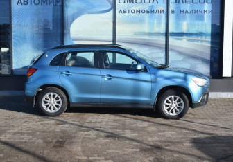 Подержанный автомобиль Mitsubishi ASX 2012 года (4 фото)