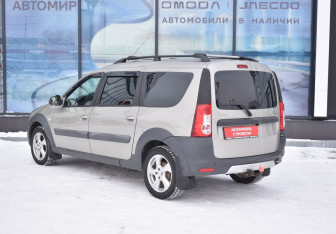 Подержанный автомобиль LADA (ВАЗ) Largus Wagon 2018 года (7 фото)