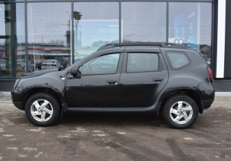 Подержанный автомобиль Renault Duster 2018 года (8 фото)