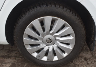 Подержанный автомобиль Skoda Octavia Liftback 2016 года (9 фото)