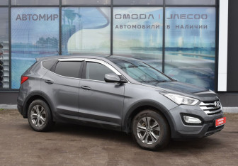 Подержанный автомобиль Hyundai Santa Fe 2013 года (3 фото)