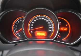 Подержанный автомобиль Nissan Murano Suv 2011 года (13 фото)