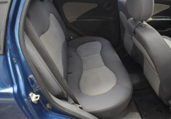 Подержанный автомобиль Chery IndiS (S18D) 2011 года (11 фото)