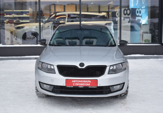 Подержанный автомобиль Skoda Octavia Liftback 2013 года (2 фото)