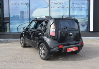 Подержанный автомобиль Kia Soul 2008 года (7 фото)