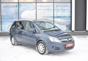 Подержанный автомобиль Opel Zafira Compactvan 2012 года (3 фото)