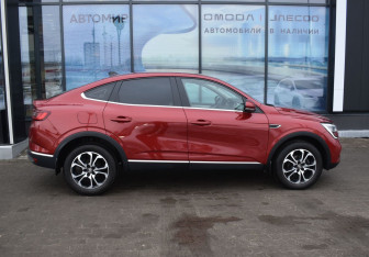 Подержанный автомобиль Renault Arkana 2021 года (4 фото)