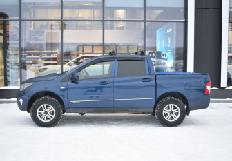 Подержанный автомобиль SsangYong Actyon Sports 2012 года (8 фото)