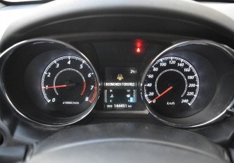 Подержанный автомобиль Mitsubishi ASX 2017 года (13 фото)