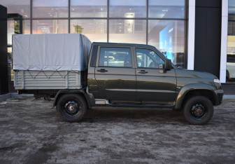 Подержанный автомобиль УАЗ Pickup 2014 года (4 фото)