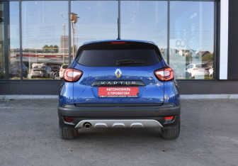 Подержанный автомобиль Renault Kaptur 2020 года (6 фото)