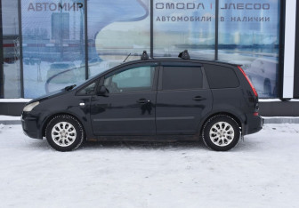 Подержанный автомобиль Ford C-MAX 2007 года (8 фото)