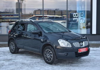 Подержанный автомобиль Nissan Qashqai 2009 года (3 фото)