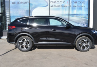 Подержанный автомобиль Haval F7 2022 года (4 фото)