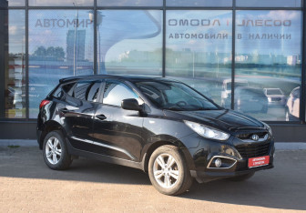 Подержанный автомобиль Hyundai ix35 2013 года (3 фото)
