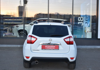 Подержанный автомобиль Nissan Terrano 2018 года (6 фото)