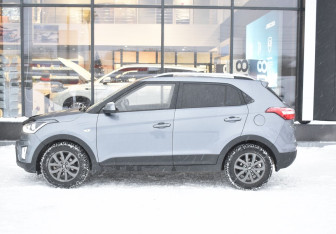 Подержанный автомобиль Hyundai Creta 2021 года (8 фото)