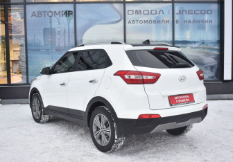 Подержанный автомобиль Hyundai Creta 2017 года (7 фото)