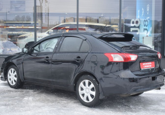 Подержанный автомобиль Mitsubishi Lancer Hatchback 2008 года (7 фото)