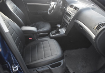 Подержанный автомобиль Skoda Octavia Liftback 2008 года (10 фото)